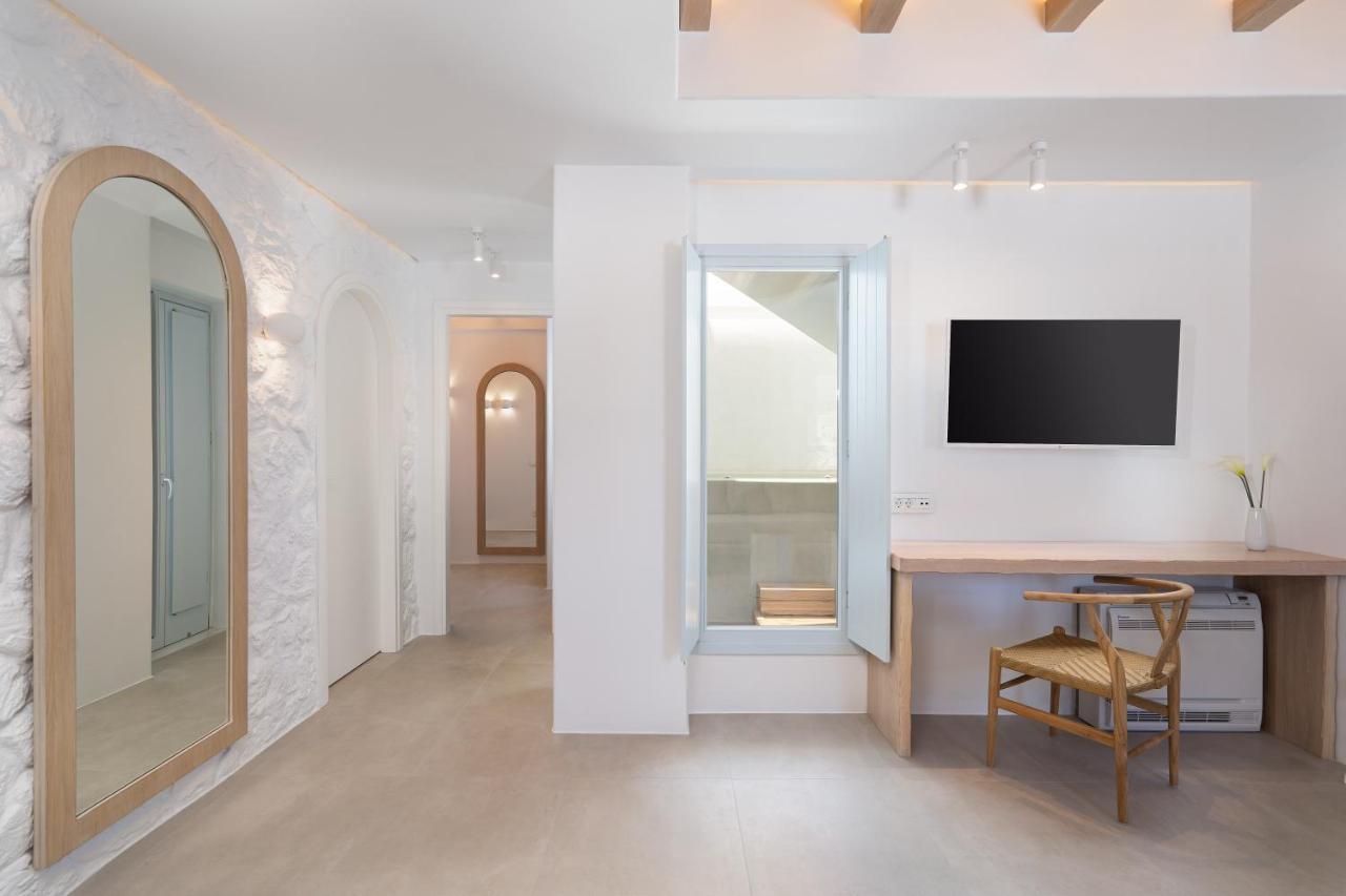 Airth Santorini Suites Firostefani Exterior foto
